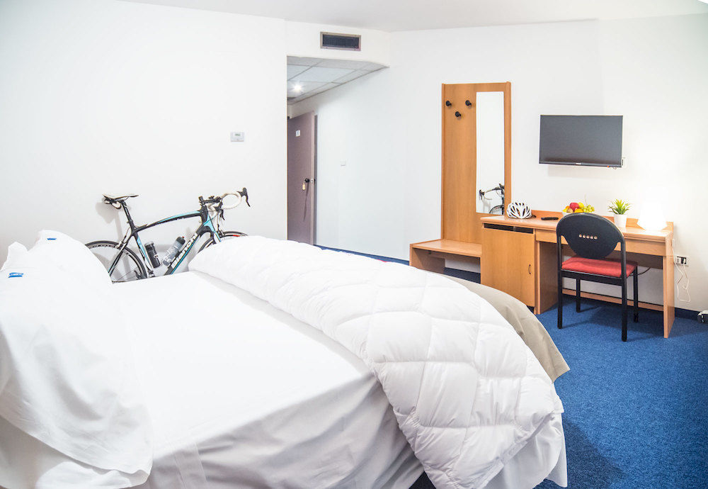 Fly Bike Hotel Trento Dış mekan fotoğraf